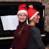 25 Weihnachtliche Geschichten mit Gesang