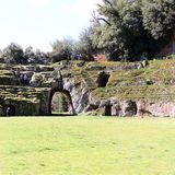 6 Anfiteatro romano